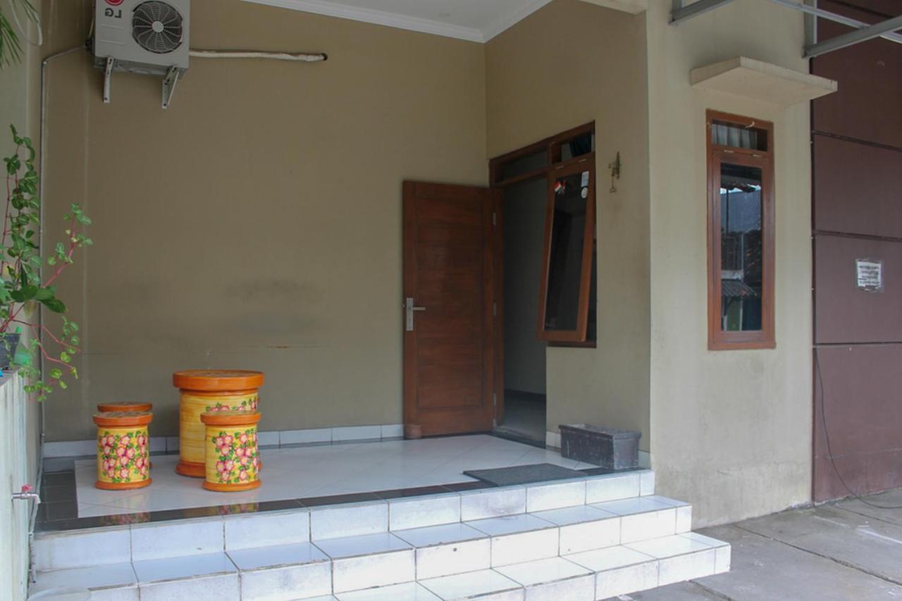 Koolkost Syariah Near Universitas Ahmad Dahlan Kampus 1 Yogyakarta Exterior photo